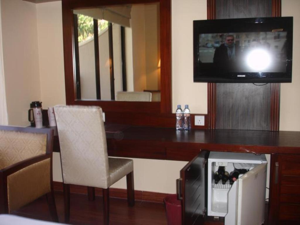 Devon Hotel Kandy Eksteriør billede