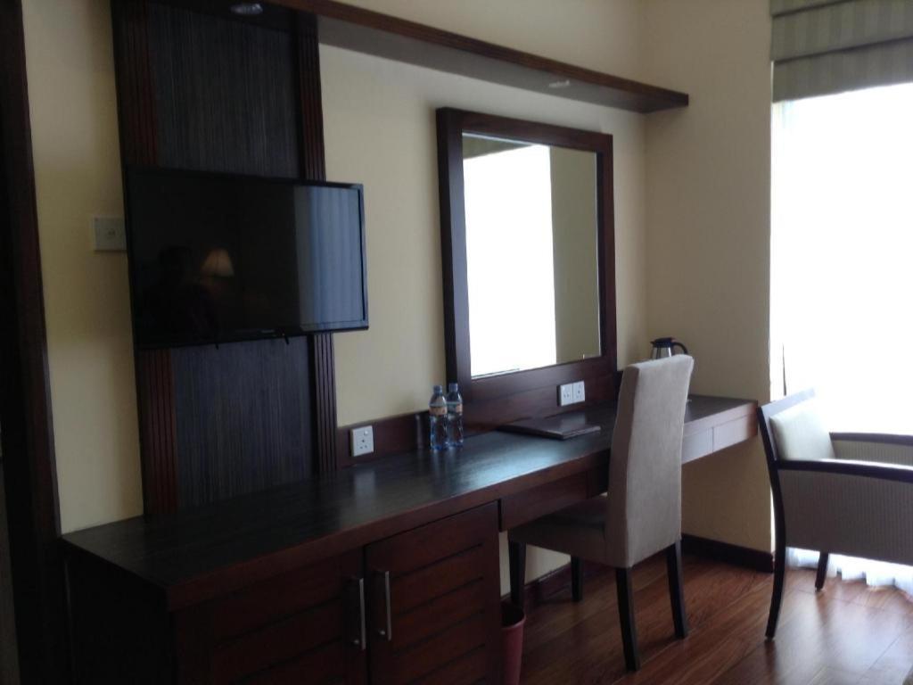 Devon Hotel Kandy Eksteriør billede