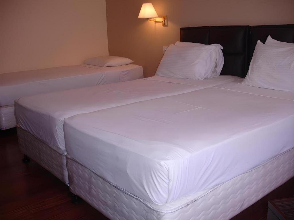 Devon Hotel Kandy Eksteriør billede