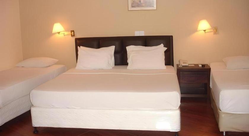 Devon Hotel Kandy Eksteriør billede